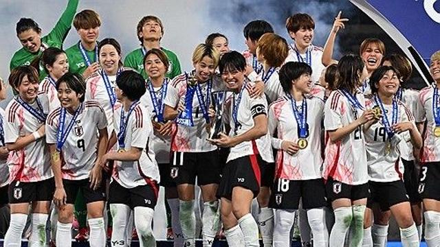 日 축구 축제분위기, 10년 만에 '세계 5위' 등극…