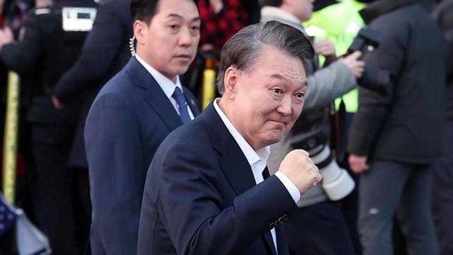 [윤 대통령 석방] 민주당 “검찰, 내란 수괴의졸개 자처... 심판 가혹할 것“