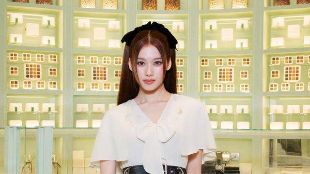 [HD] 트와이스(TWICE) 사나(SANA) 프라다 싱가포르 ION 오차드 매장 리오프닝 행사 고화질 화보