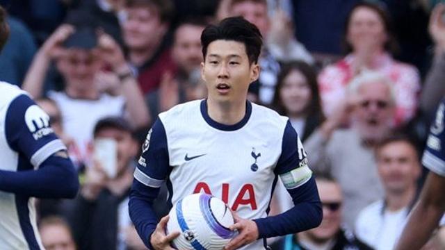 손흥민 강심장 미쳤다! '환상 파넨카 PK'→토트넘 구했다…극장 동점포 '리그 7호골' 폭발→본머스와 2-2 무승부 [PL 리뷰]