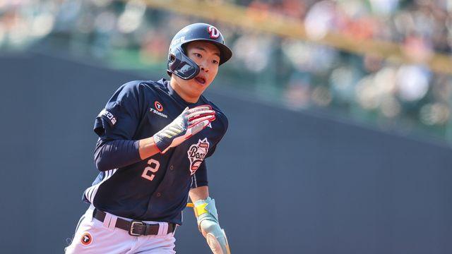 '이적생' 김민석 2안타·2타점…두산, 한화 꺾고 시범경기 2연승