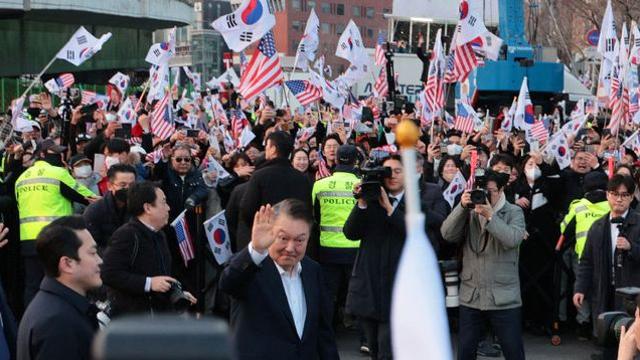 충청 정가, 윤 대통령 석방에 엇갈린 반응 속 셈법 복잡