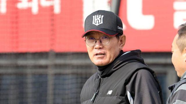 더 빨라지고 더 낮아졌다, 정식 도입 피치클록·달라진 ABS 첫 선 어땠나 [IS 이슈]