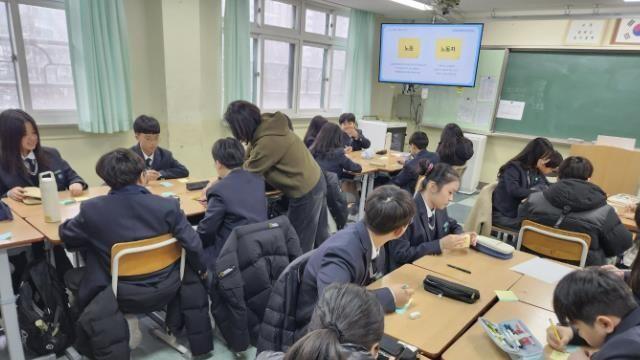 의왕시청소년재단 포일청소년문화의집, 학교연계 사업 시작