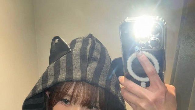 고양이 후드로 완성한 Y2K 감성…트리플에스 코토네의 힙한 무드