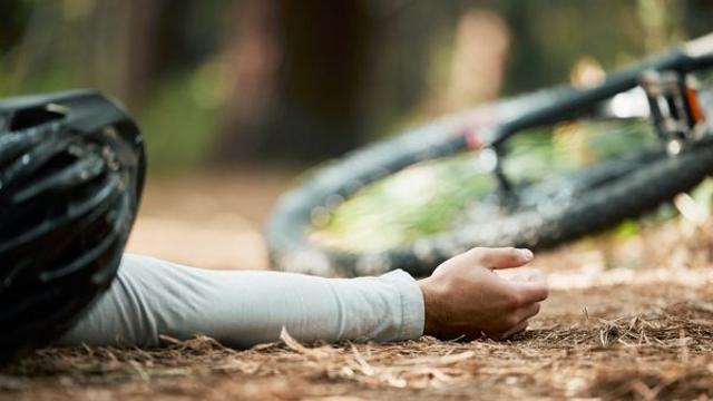자전거 타던 70대 남성, 우즈벡 남성에 묻지마 폭행당해 '쇄골 골절'