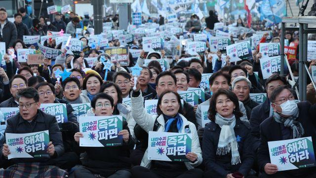 야당 '장외 여론전' 총력 