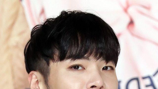 가수 휘성, 자택서 숨진 채 발견…소속사 