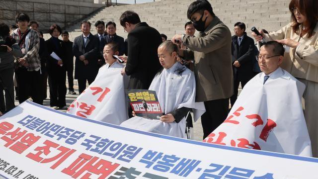 野, '윤석열 탄핵 촉구' 단식 농성…삭발에 천막 농성까지
