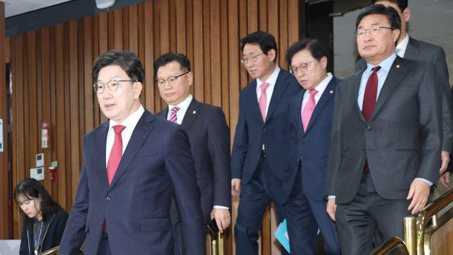 ‘명운’ 걸린 한 주…국민의힘 ‘與 탄핵 반대’ 총력전