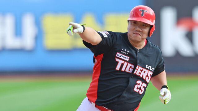 디펜딩 챔피언 KIA, 시범경기 첫 승… NC 17-10으로 꺾어