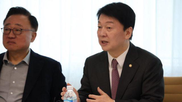 與 AI특위 “中企, 대기업과 기술 상대할 수 있게 산업구조 개편해야”