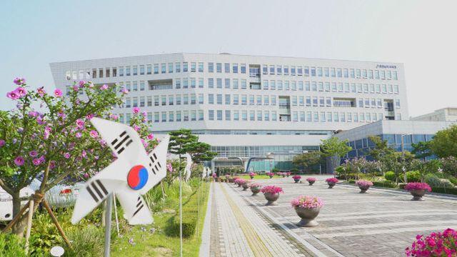 청각·언어 장애인 소통 어려움 해소… 충남교육청, 수어통역 민원 서비스 추진