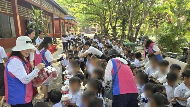 안양시 생활개선회, 캄보디아 우물파기 등 해외봉사활동 진행