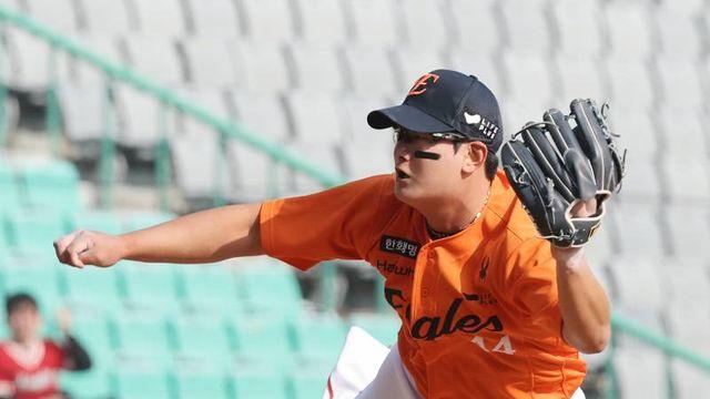 '문동주 160㎞? 김서현은 156㎞!'...독수리 광속구 편대 나올까 