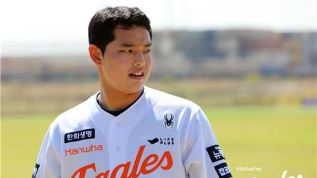 한화 문동주, 3월에 벌써 시속 159㎞…시범경기 1이닝 무실점