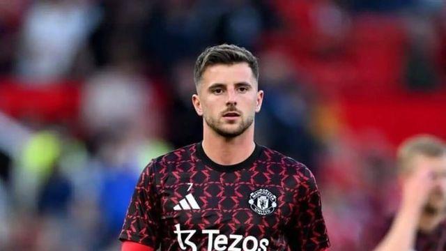 맨유 역대 최악 7번 돌아온다...‘1000억 먹튀’ MF, 3개월 만에 훈련 복귀→아모림 신임 되찾을까?