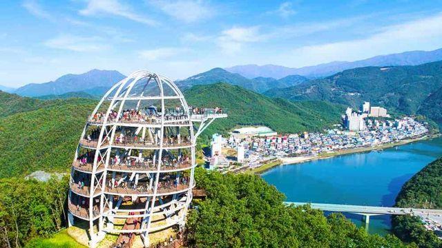 단양 가볼만한곳, 동굴 탐험부터 하늘길 걷기까지 필수 코스 3곳