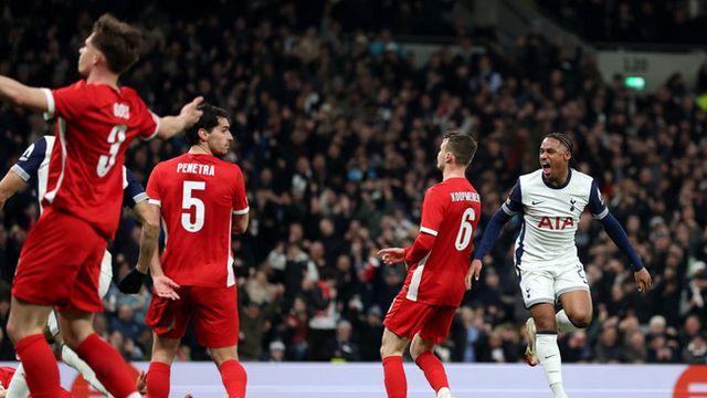 선제골로 이어진 손흥민 압박! 토트넘, 승부는 원점...알크마르와 합산 스코어 1-1 (전반 종료)