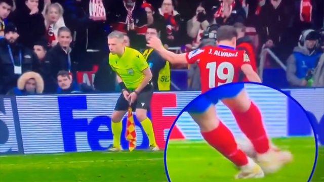 ‘알바레스 PK 취소’에 의문 드러낸 사령탑 “공은 움직이지 않았는데?”