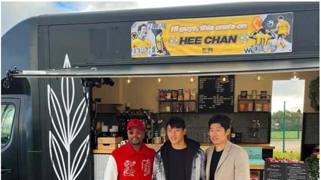 이와중에 박지성 근황
