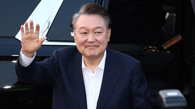 길어지는 尹 탄핵심판…선고 영향 두고 '설왕설래'