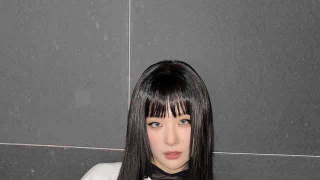 슬기처럼 크롭 톱으로 Y2K 감성 제대로 내는 법