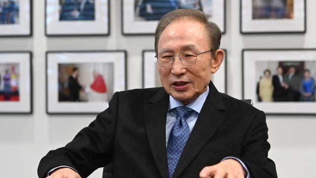 안철수에 조언 건넨 MB…