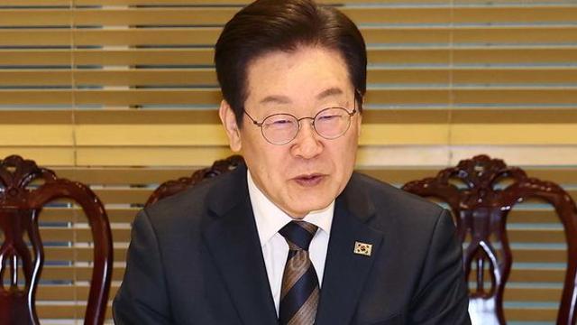 이재명 지지율 > 김문수+홍준표+한동훈+오세훈 지지율