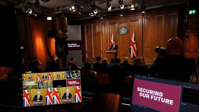 英, 평화유지군 경고한 러에 