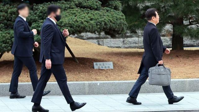 이 시각 암살 위협받는다는 이재명…이렇게 다니고 있다 (사진 5장)