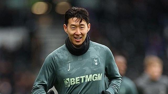 EPL 리빙레전드 손흥민에게 이런 막말?…토트넘 선배의 배신 