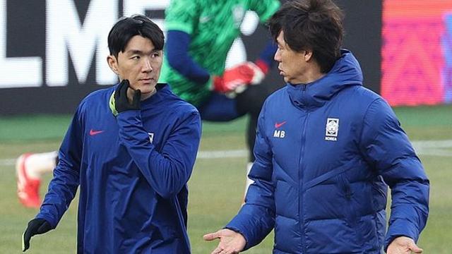 '뮌헨 저격' 홍명보, 부상 황인범 차출로 인한 내로남불 논란에 입 열었다