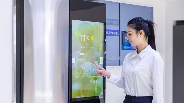 “중국 소비자 잡아라”…삼성·LG, 맞춤형 AI 기능 맞대결