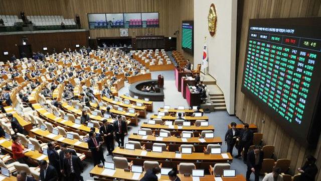 김건희·마약 상설특검법 국회 통과...연금개혁도 최종의결