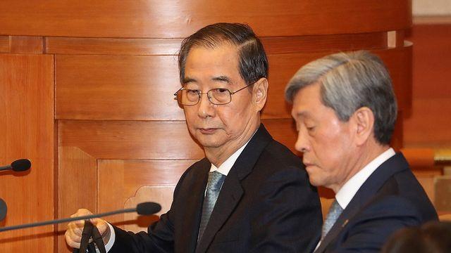 한총리 탄핵심판, 尹보다 먼저 선고…'국정 혼란 최소화' 관측