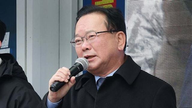 김부겸, 최상목 탄핵안 두고 민주당 입장과 전혀 다른 주장 내놨다