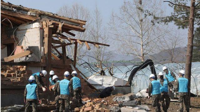 ‘포천 민가 오폭’ KF-16 조종사 2명, 공중근무 자격정지 1년