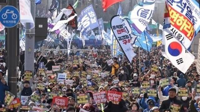 주말 전국 도심에서 尹대통령 탄핵 찬반 집회