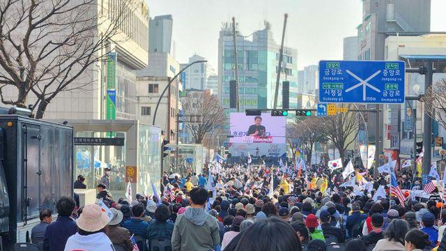 전한길 “민주당, 멀쩡한 대통령에게 내란죄 씌우려다 실패”