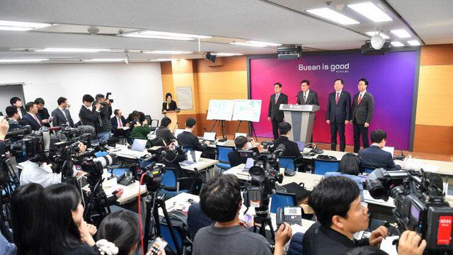 부산시, 원도심 연결 '도시철도 부산항선' 건설...수소트램 도입