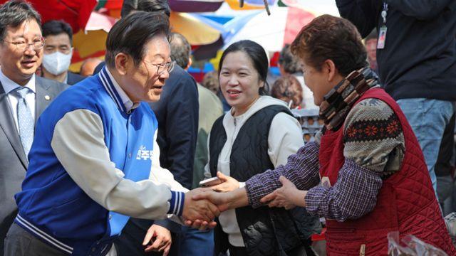 이재명, 호남 찾아 촛불혁명 외쳐 