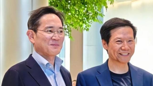 이재용, 베이징 샤오미 자동차공장 방문··· 레이쥔 CEO 만났다