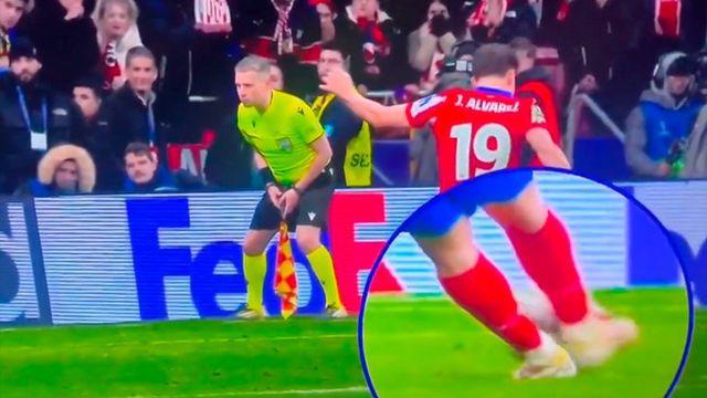 '논란의 승부차기' 당사자 등장! 알바레스, “투터치 느끼지 못했다, 이런 일 일어나 유감”