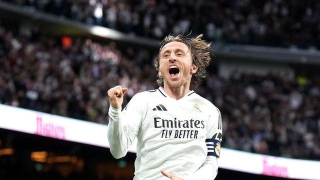 '579G 43골 93도움+우승 28회' 모드리치, 레알 마드리드와 14년 동행 임박→“재계약 서명 준비”