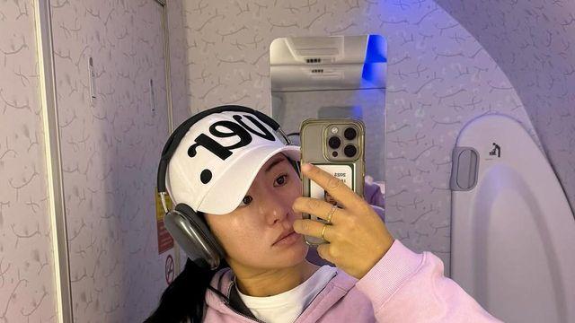 핑크는 자신감이다, 이정은6의 공항패션