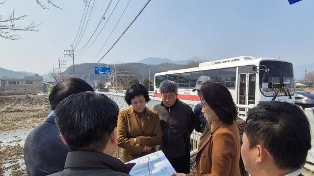경기도의회 박명숙·이혜원 의원, 단월면 향소교 일대 교통정체 해소 위해 현장점검