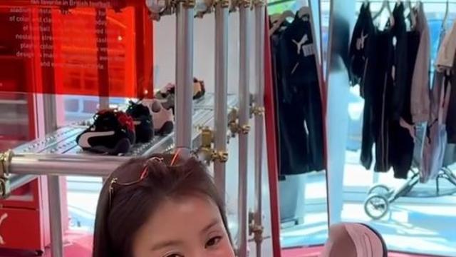 배우 이시영, 8년 만의 이혼 이후 자유로운 시간을 만끽하다