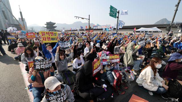 탄핵 집회서 20대 여성 치고 달아난 운전자… 경찰 