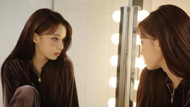 츄리닝이라고 부르기엔 아까워.. 윈터의 벨벳 셋업